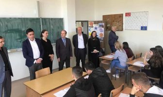 Pjesëmarrje masive e nxënësve të Gjilanit në garat nacionale të diturisë