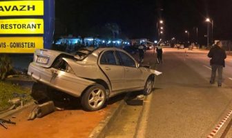 Aksident tragjik në Tiranë, humb jetën babai me vajzën dhe bashkëshorten, rëndë dy fëmijët e tjerë