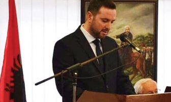 Pse emri i dëshmorit të kombit, Hamzit Jashari, nuk figuron në emërtimet e rrugëve në Pogragjë?