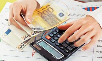 GAP: Institucionet shpenzuan rreth 20 milionë € për telefona, karburante e mëditje për udhëtime
