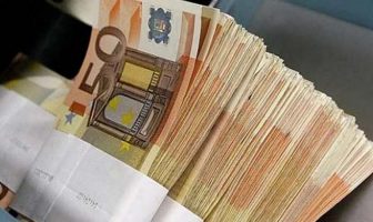 Pagat e zyrtarëve shtetërorë me Ligjin e ri