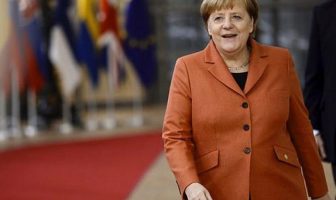 Angela Merkel është “gruaja më e fuqishme në botë”, sipas revistës Forbes