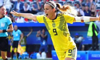 Kosovare Asllani në mesin e 20 futbollisteve të nominuara për Topin e Artë