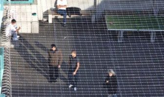 Lirohen 3 shqiptarë nga burgu për dëbim: Nuk mund të riatdhesohen për shkak të virusit