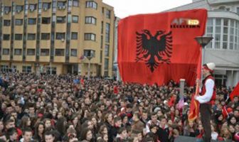Kamberi: Bashkësia ndërkombëtare e ka harruar Luginën e Preshevës duke u marrë me Kosovën e Serbinë