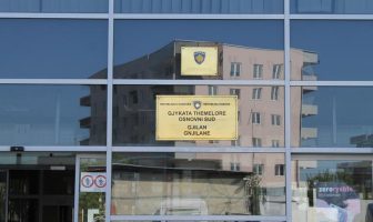 Gjykata cakton masën e paraburgimit ndaj tre të pandehurve