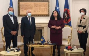 Pacolli: Kur është në pyetje interesi i Kosovës duhet të jemi të gjithë së bashku
