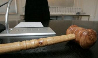 Vëlla e motër kosovarë, lirohen nga akuza për përvetësim të 200.000 CHF