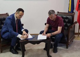 Hyseni nënshkruan memorandum bashkëpunimi me Ministrinë e Infrastrukturës për bashkëfinancim të projekteve në vlerë prej 2.4 milionë euro