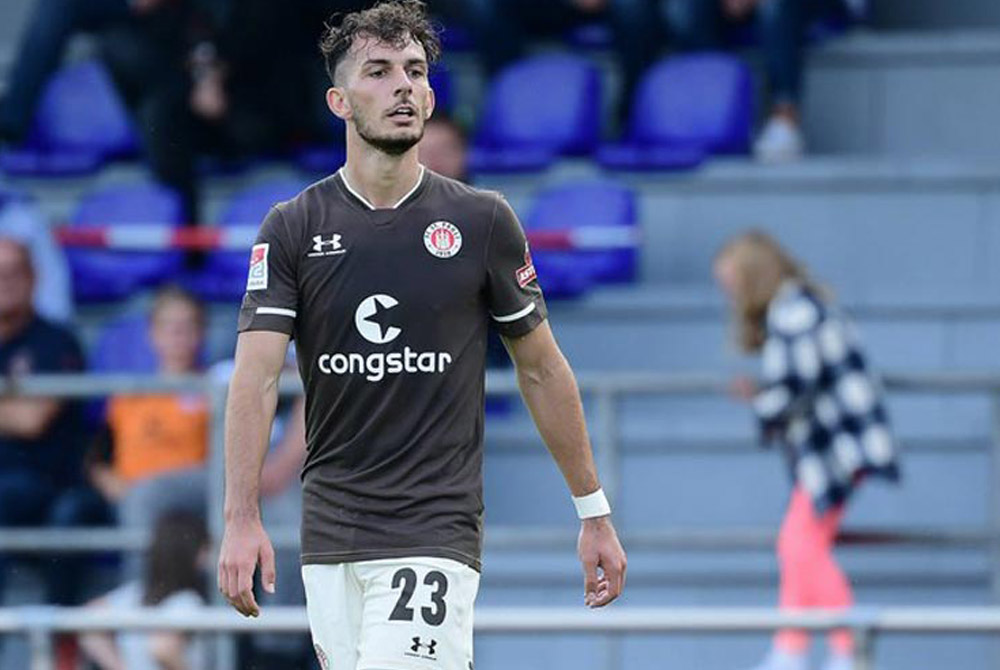 Koln e njofton Leart Paqaradën se nuk llogarit në të   mbrojtësi nuk ka asnjë ofertë