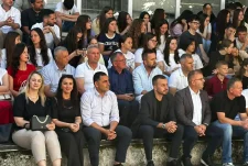 Kamenica shënon Ditën e Çlirimit me aktivitet përkujtimor, nxënësit nderojnë sakrificën për liri