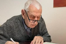 Muharrem Bajrami, mësuesi që edukoi breza, luftëtari që i shërbeu lirisë dhe sindikalisti që nuk i harroi kurrë pensionistët
