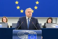 Terras: Kosova prej kohësh në një gjendje fushate zgjedhore, kjo vështirëson punën e Kuvendit dhe Qeverisë