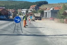 Dy hyrjet kryesore të Gjilanit, simbol i projekteve të zvarritura: Qytetarët të lodhur nga premtimet, kërkojnë vepra konkrete