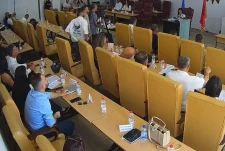 Tensione dhe përplasje në Kuvendin Komunal të Gjilanit, mes protestës së PDK-së miratohet Korniza Afatmesme Buxhetore 2027–2029