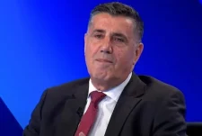​Zhvillimet në LDK, reagon sërish Lutfi Haziri: Stabiliteti i Republikës kalon përmes zyrave tona
