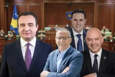 Kurti fton PDK-në, LDK-në dhe AAK-në në takim para seancës konstituive