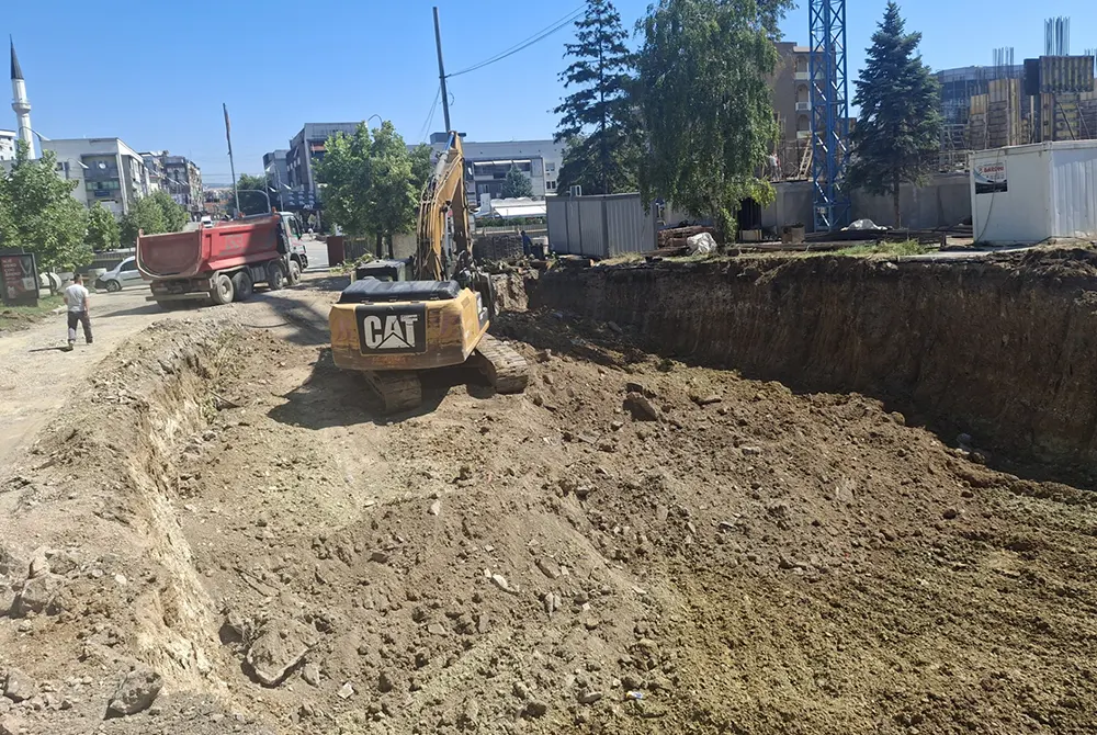 Punime me rrezik të lartë në bulevardin e Gjilanit  qytetarët kërkojnë masa urgjente për sigurinë
