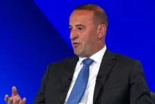 Haradinaj ironizon Kurtin: Mos lësho pe, Albin – krejt ose hiç