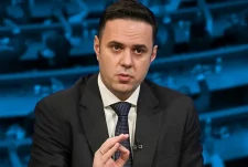 Abdixhiku shpalos vendimin e ri të LDK: Tërhiqemi nga kërkesa për pjesëmarrje në Qeveri dhe për Presidentin, mbesim në opozitë