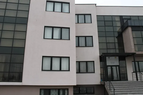 Prokuroria e Gjilanit ndalon një person dhe ngre tri aktakuza brenda 24 orëve