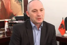 Humolli për vendimin e Hagës: Është e vështirë të pritet drejtësi nga një gjykatë politike
