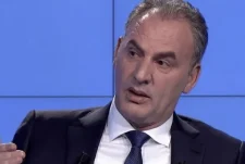 Limaj: Shkuarja në zgjedhje do të nënkuptonte heqje dorë nga mbrojtja e ish-krerëve të UÇK-së në Hagë
