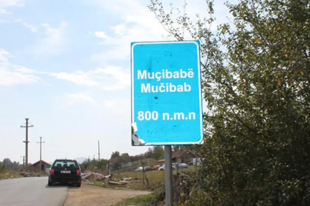 Ndalet një person në magjistralen Pasjan-Muçibabë, dyshohet se po transportonte 11 migrantë