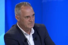 Vendimi i Hagës, Hasani kritika për LVV-në: 6 vite nuk bënë asgjë, tani e kuptuan se po rrezikohet shteti