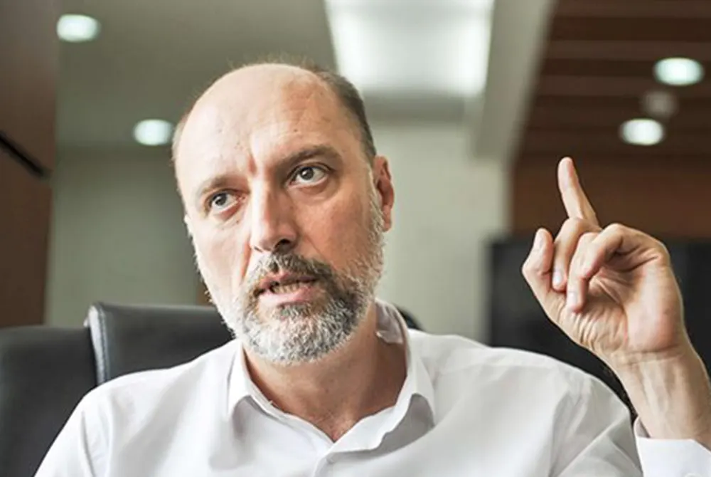 Visar Ymeri  VV e PDK  nëse bashkohen  duhet të na tregojnë arsyen e vërtetë pse po e bëjnë