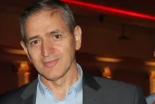 Kur rivaliteti politik i lë vend interesit të përgjithshëm