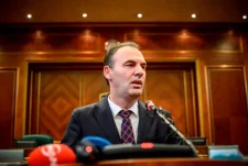 “Shokuese, rruga më e keqe, ka pasur rrugë të tjera”, Limaj kritika PDK’së për kthimin e ligjit për Specialen