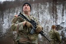 Koloneli amerikan Miller: Ushtarët tanë janë të gatshëm të punojnë me aleatët e NATO-s për një Kosovë të sigurtë