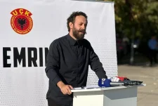 Haziri: Presidentja ta dekretojë ose ta kthejë ligjin për UÇK-në në Kuvend